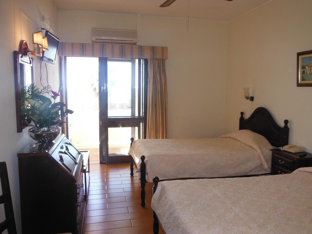 Aeromar Beach Hotel Faro Bagian luar foto